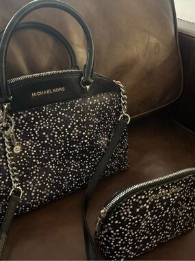 Michael Kors Women’s Blue Black Color Handbag W Matching Pouch